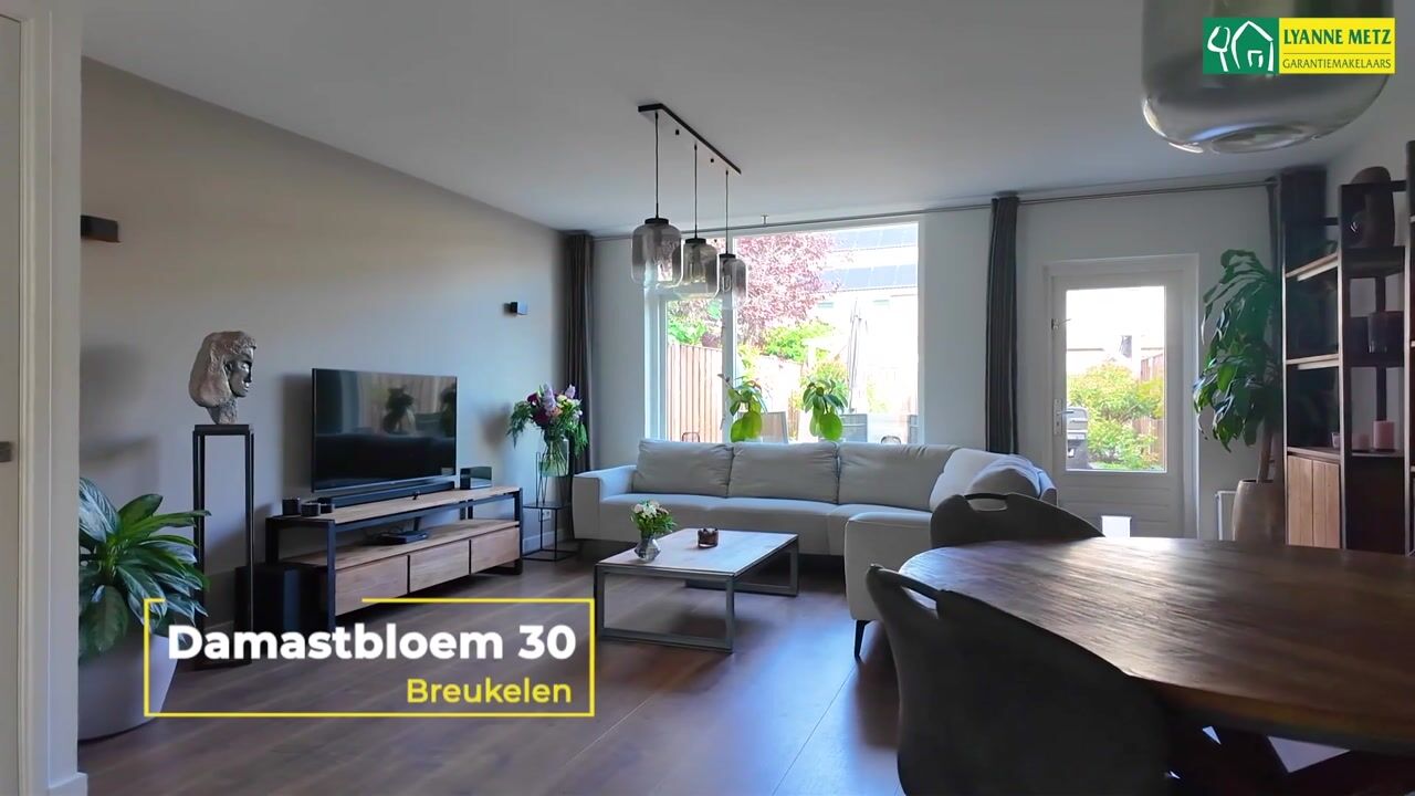 Video of Damastbloem 30