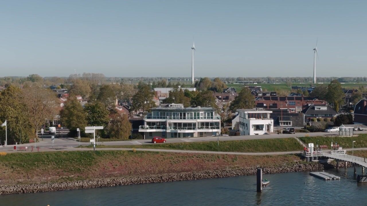 Video van Rivierdijk 245
