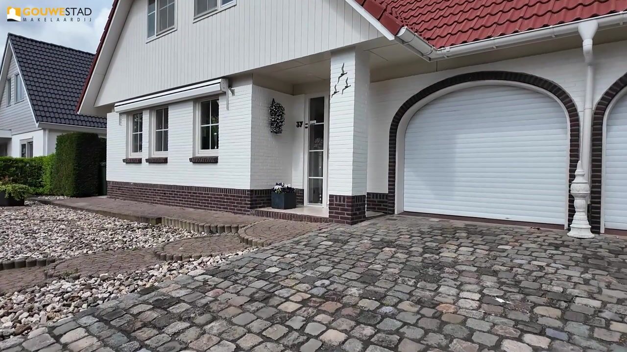 Video van Woubrechterf 37