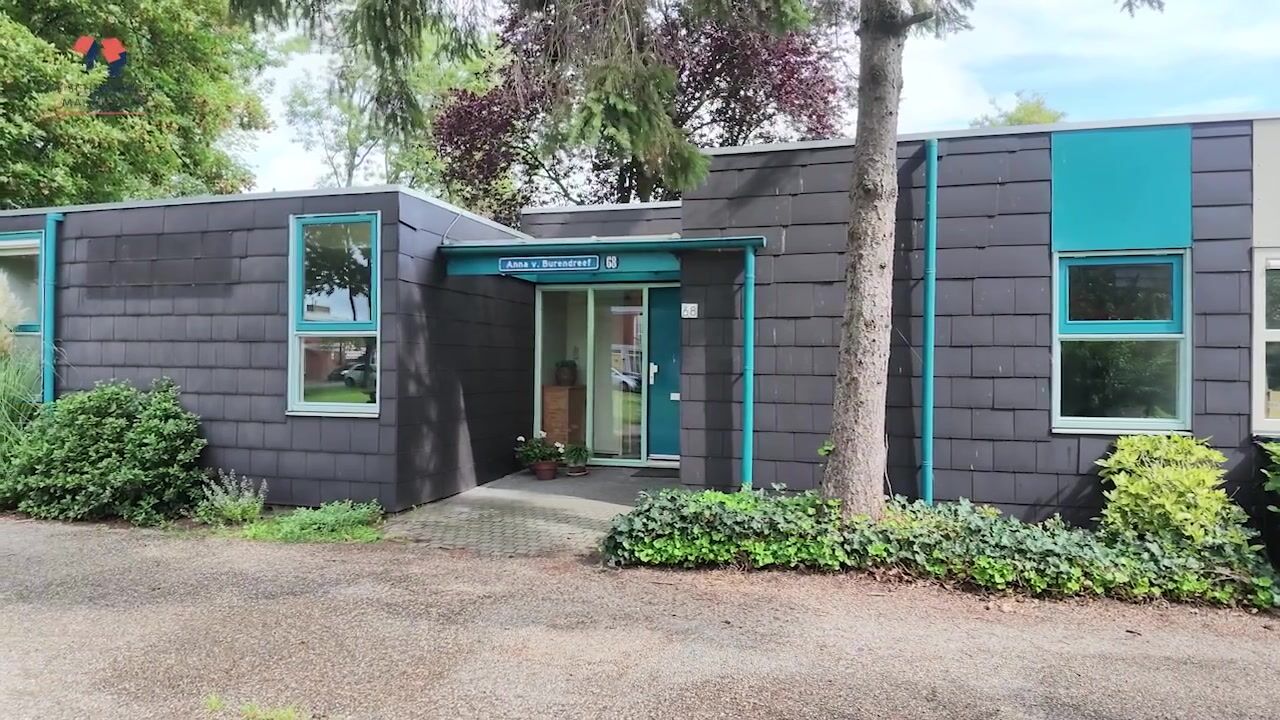 Video van Anna van Burendreef 68