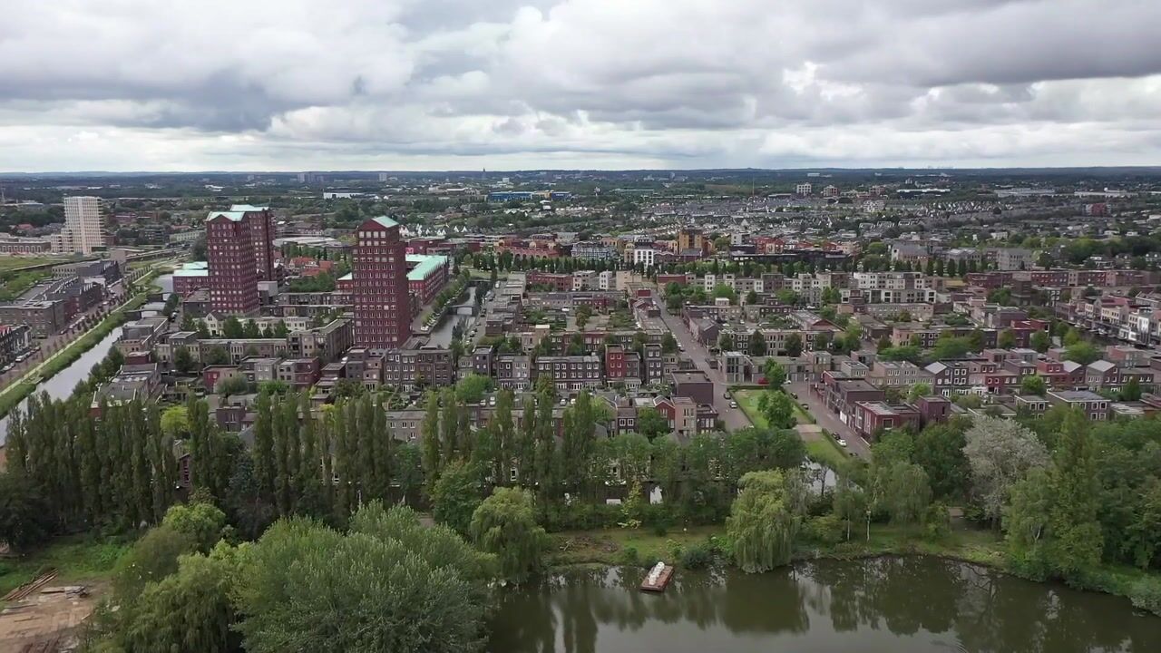 Bekijk video van Harderwijkkade 12