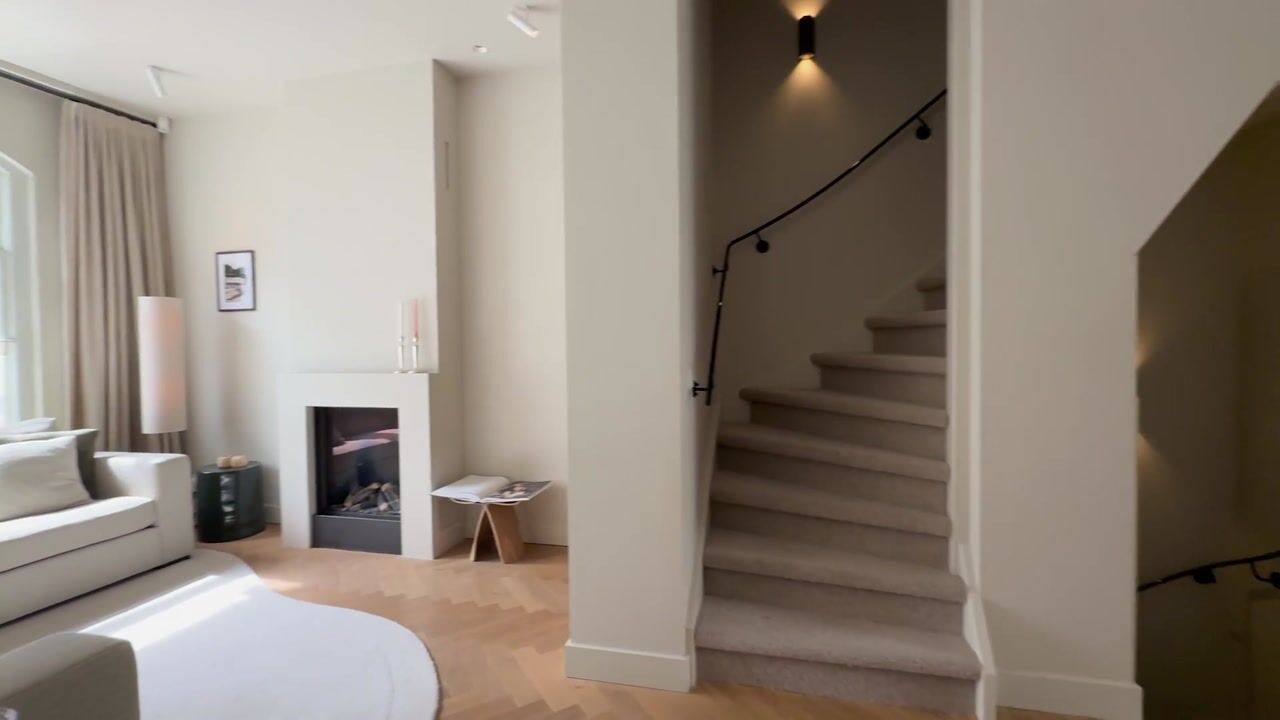 Video van Van Breestraat 44