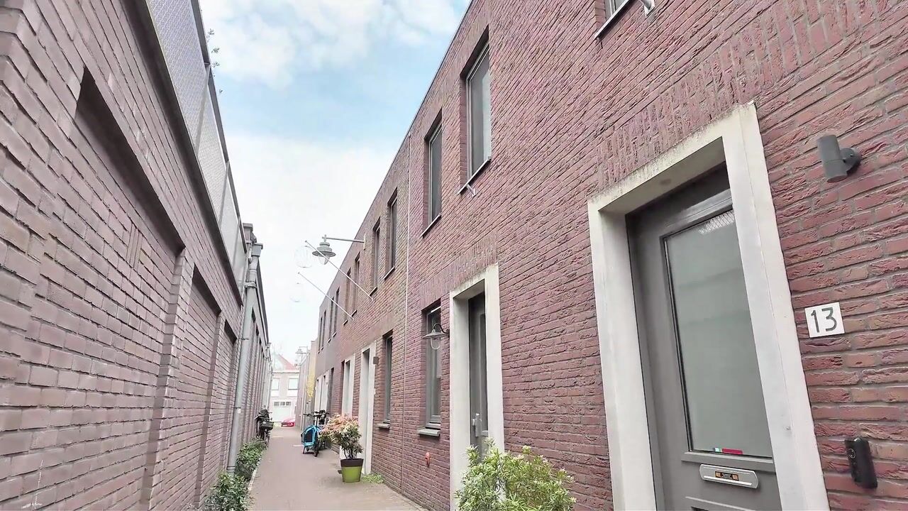 Video van Messenmakerssteegje 11