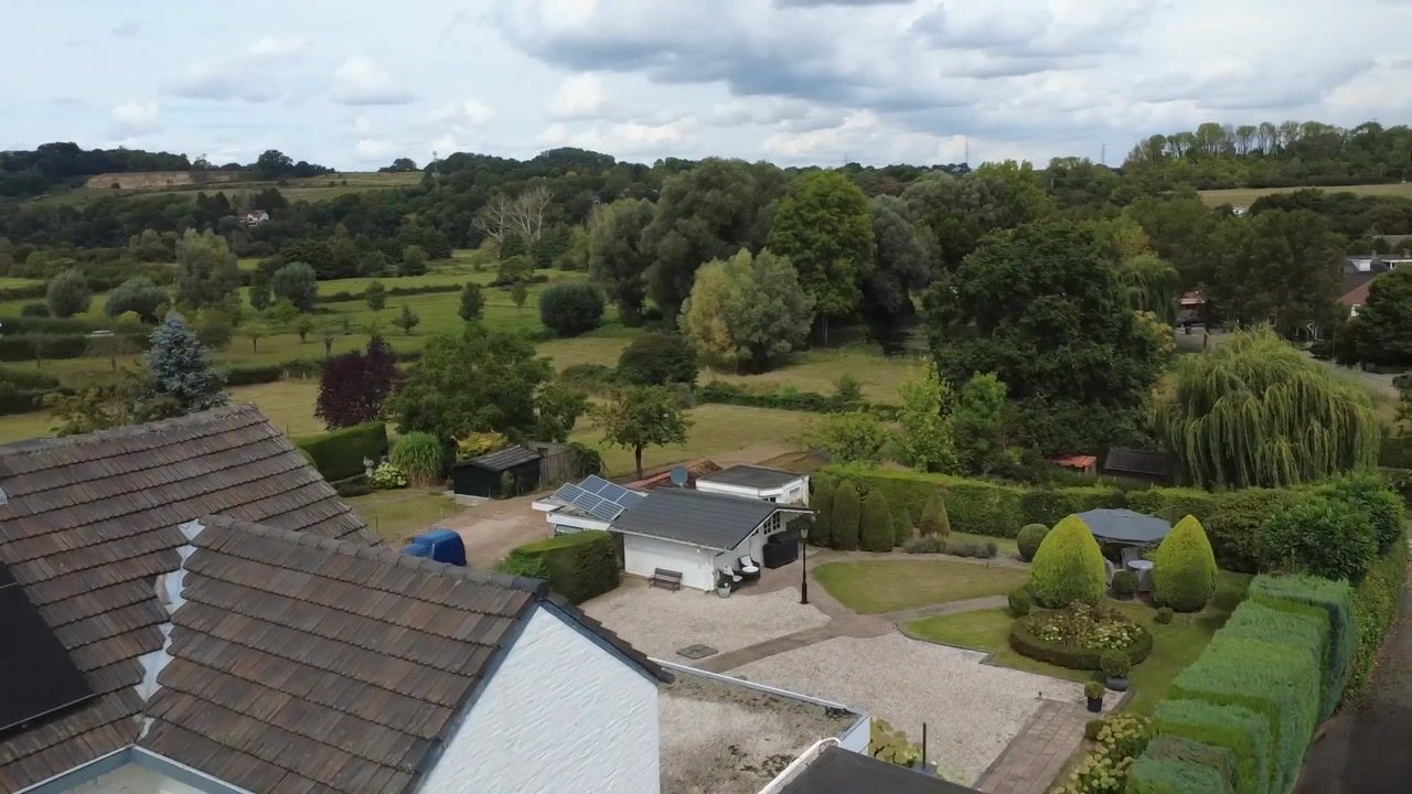 Video van Strucht 28