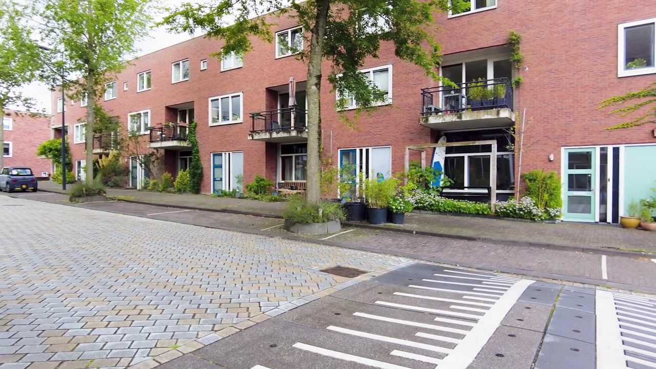 Video van Peter Martensstraat 45