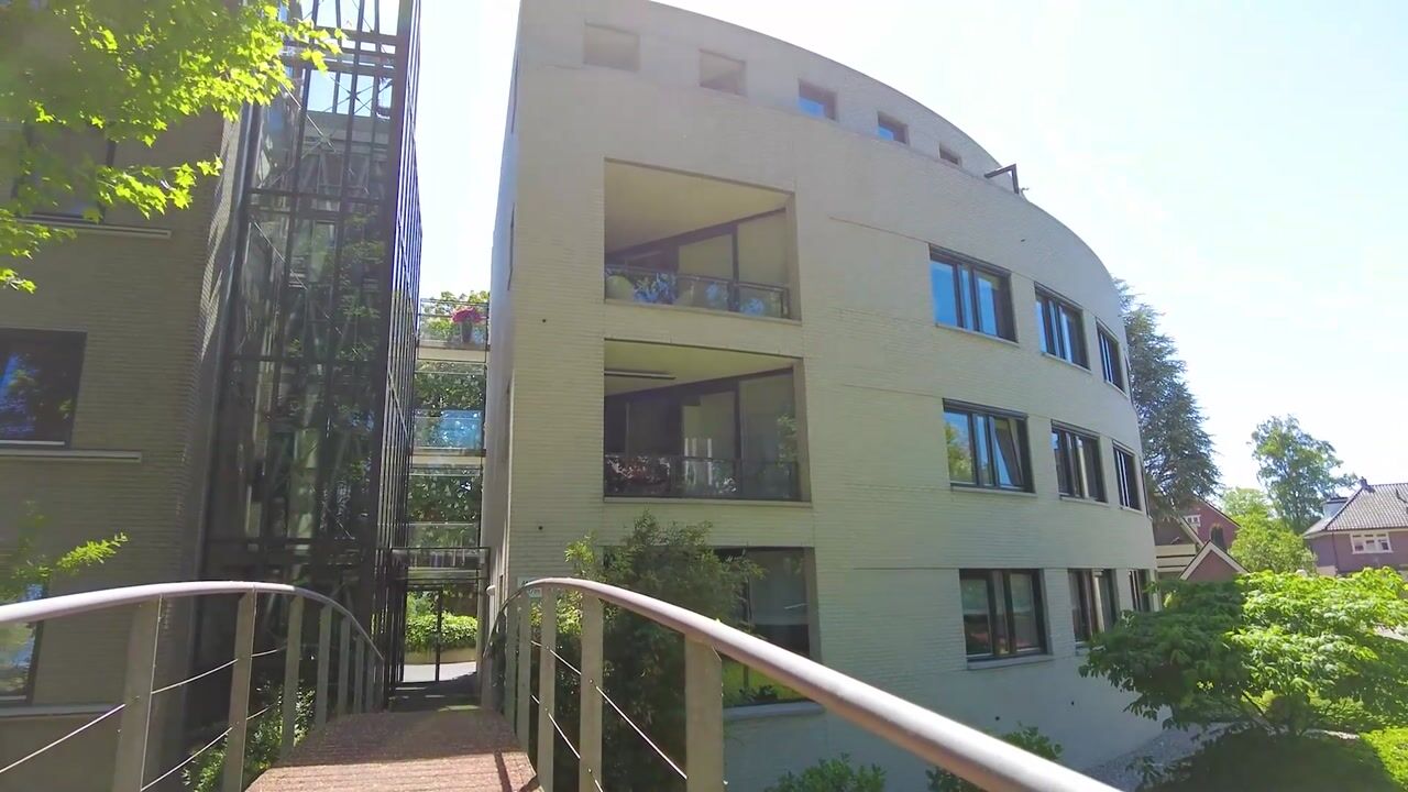 Video van Amphion 102