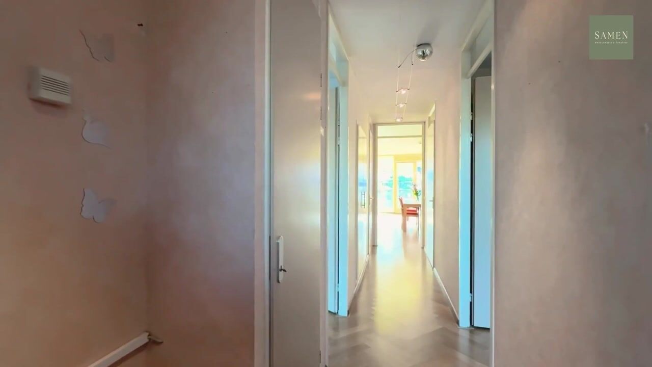 Video van Leonardo da Vinciplein 9