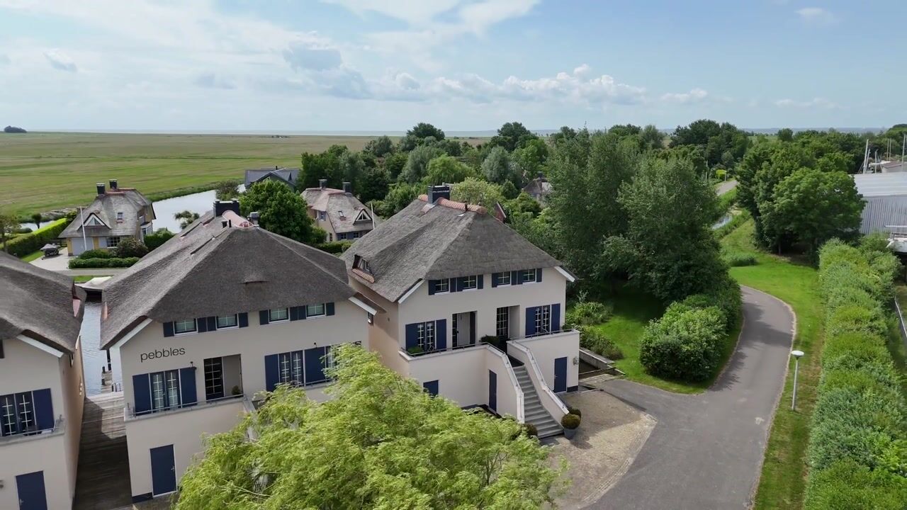 Video van Middelweg 107