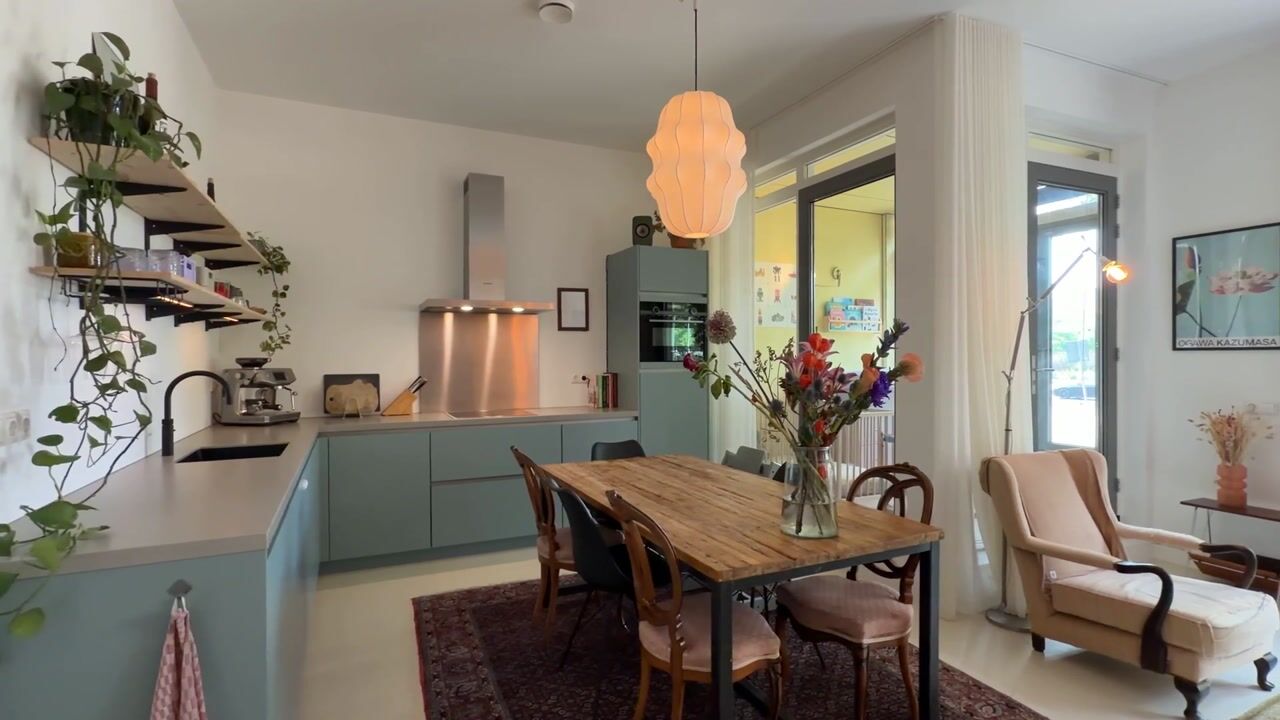 Video van Oranjeboomstraat 28-B