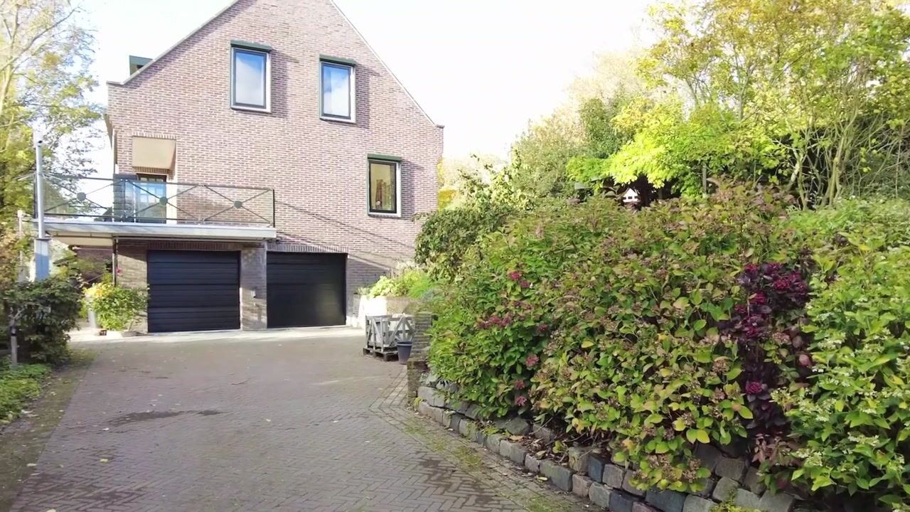 Video of Charloisse Lagedijk 904