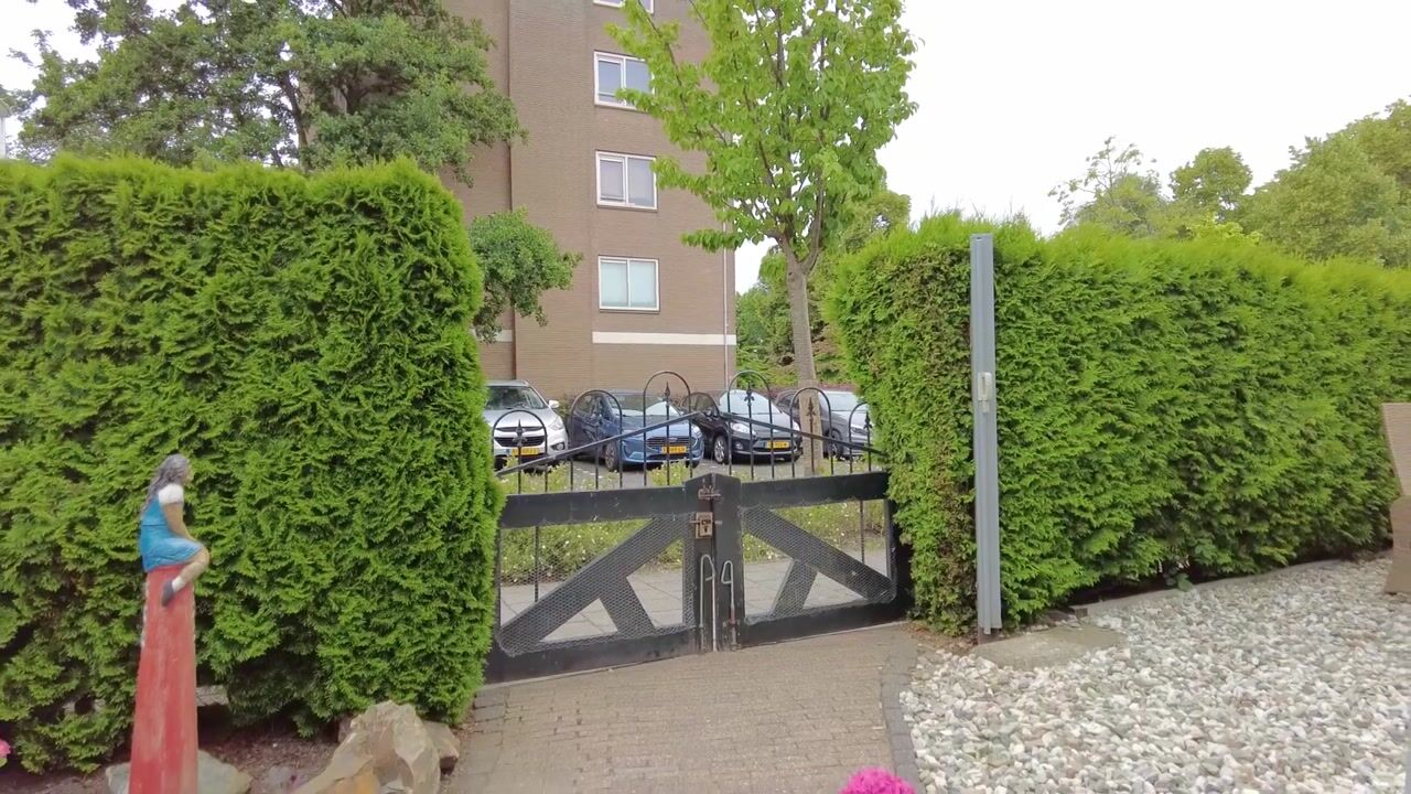 Video van Betsy Perkstraat 2