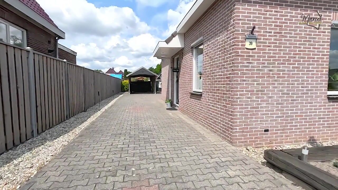 Video van Hoofdkanaal WZ 39