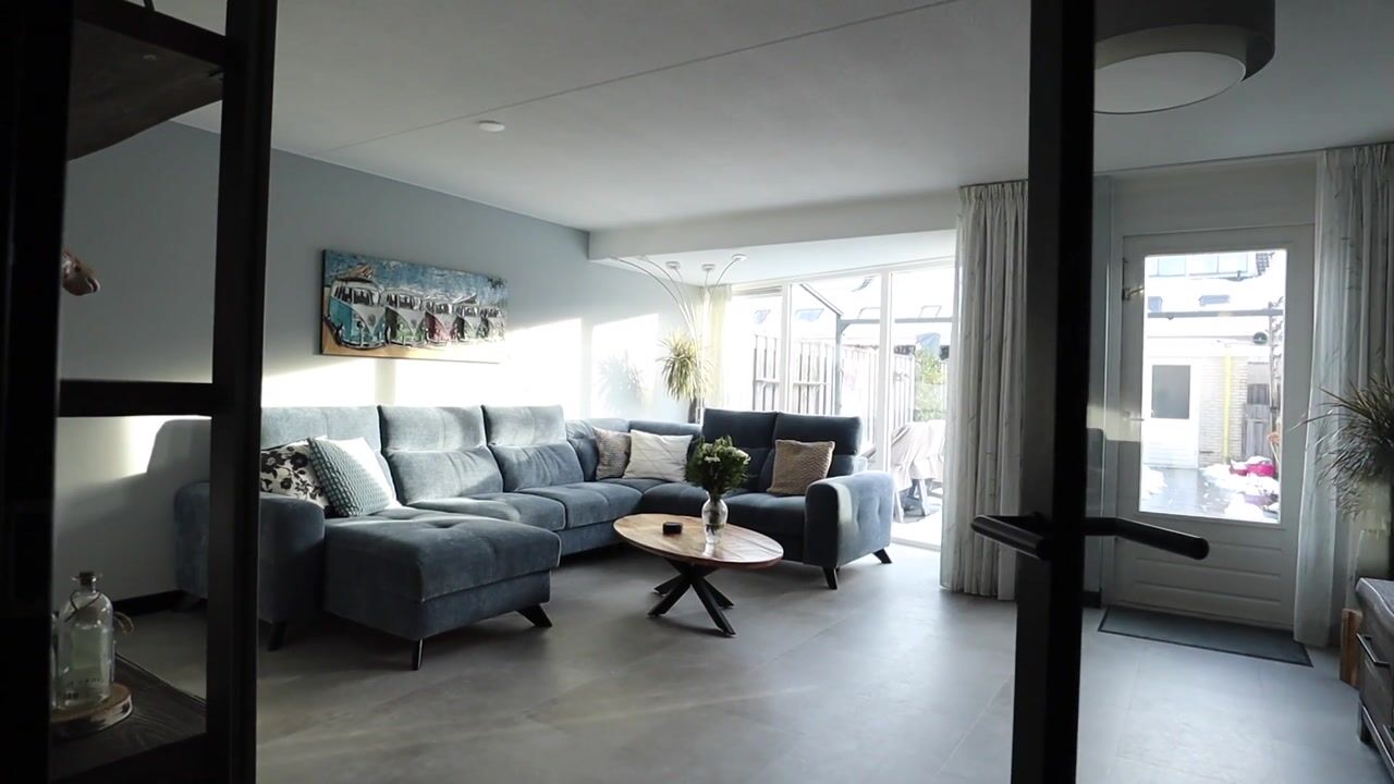 Video van Hoefbladlaan 41