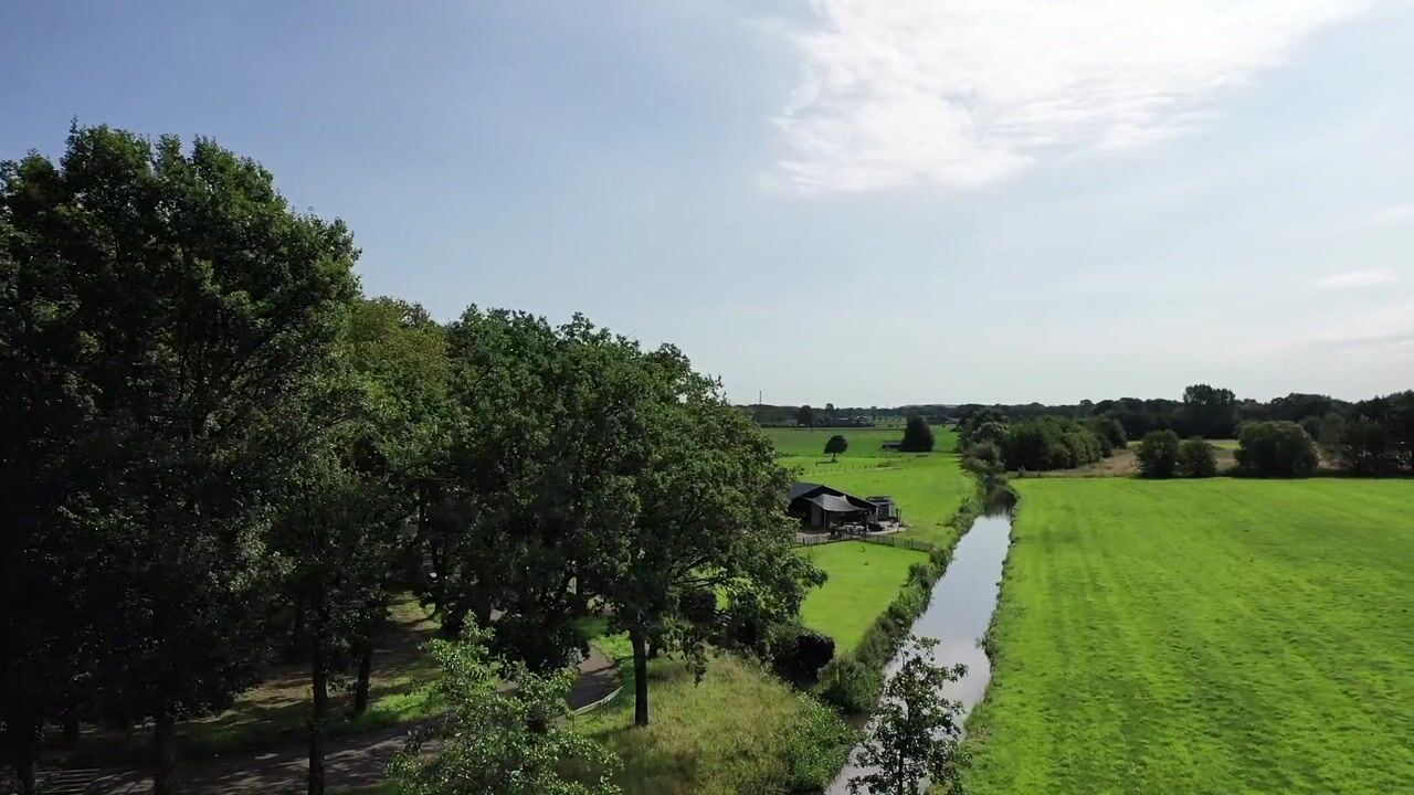 View video of Dronkelaarseweg 31