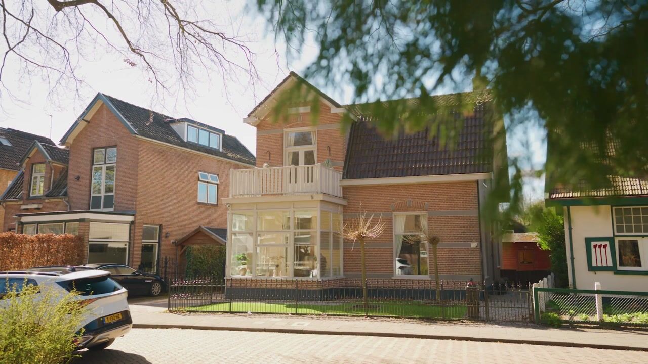 Video van Burglaan 45