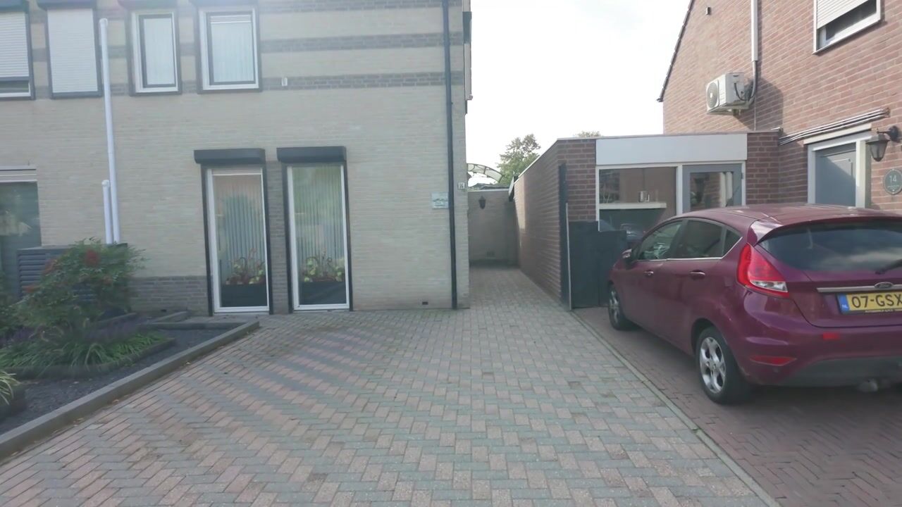 Video van Pastoor Teeuwenstraat 16