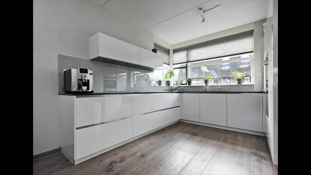 Video of Pinksterbloem erf 11