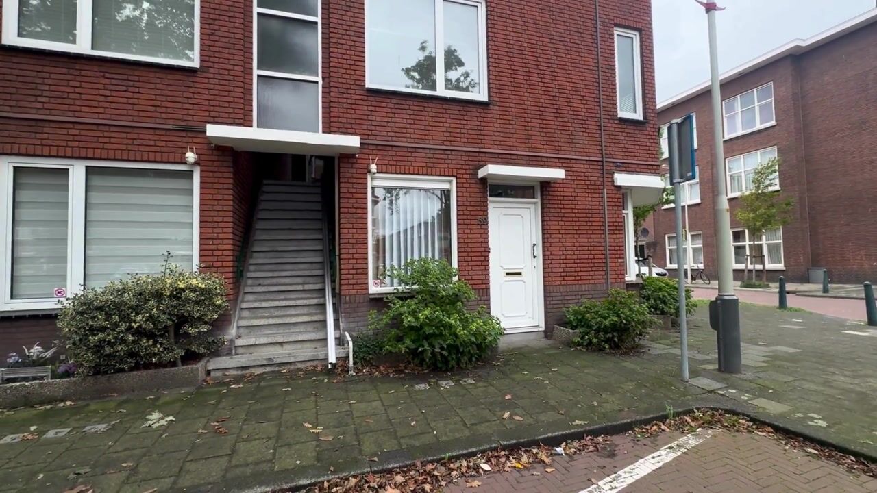 Video van Aarnout Drostlaan 61