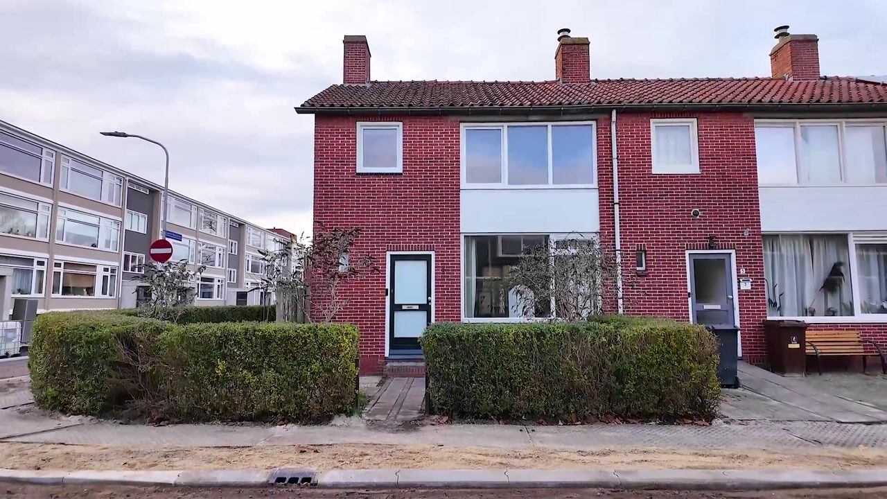 Video of Meindert Hobbemastraat 1