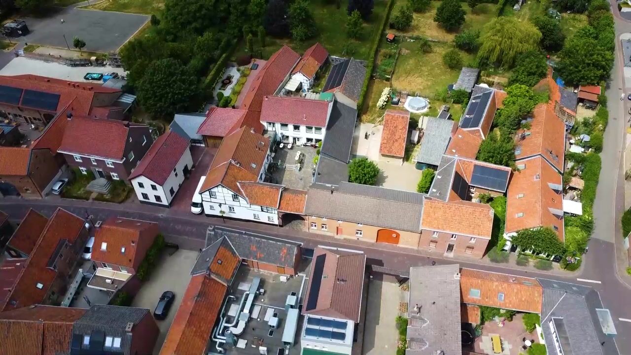 Video van Dorpstraat 10