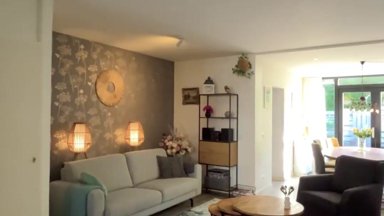 Video van Van Brederodestraat 80
