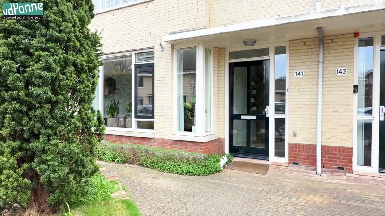 Video van Burg Van Heugtenlaan 141