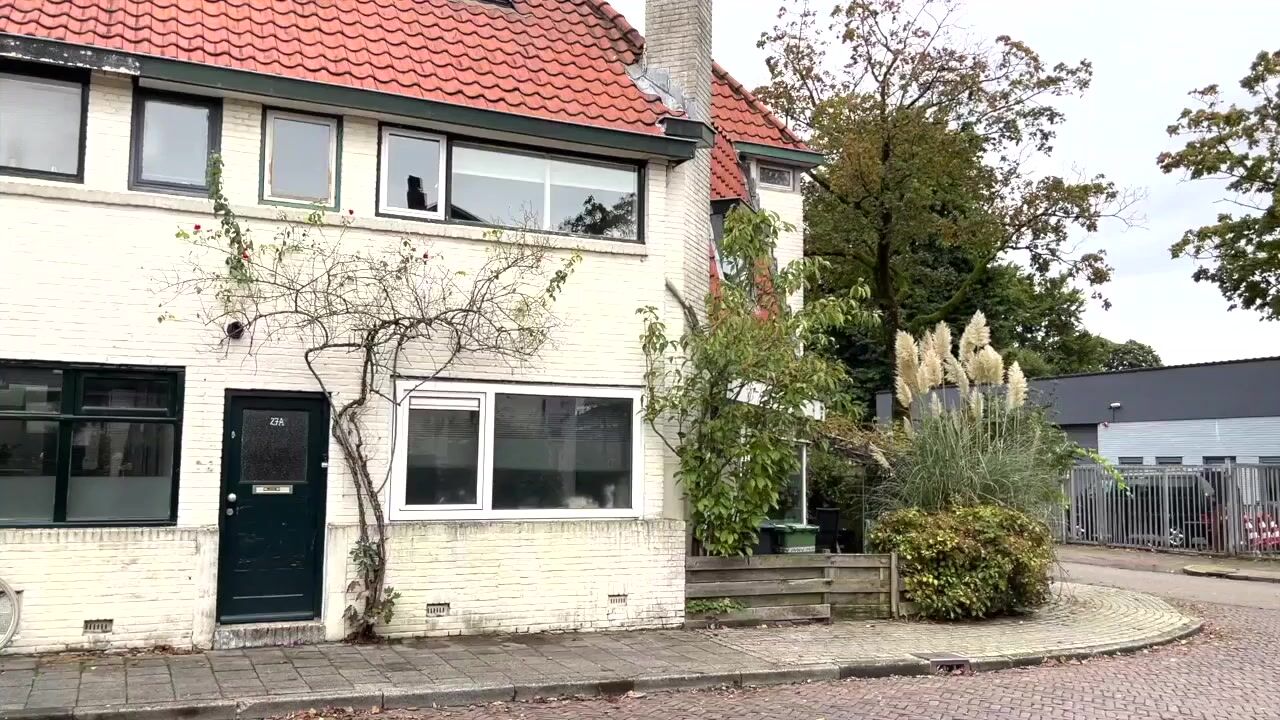 Bekijk video van Lijsterweg 27-A