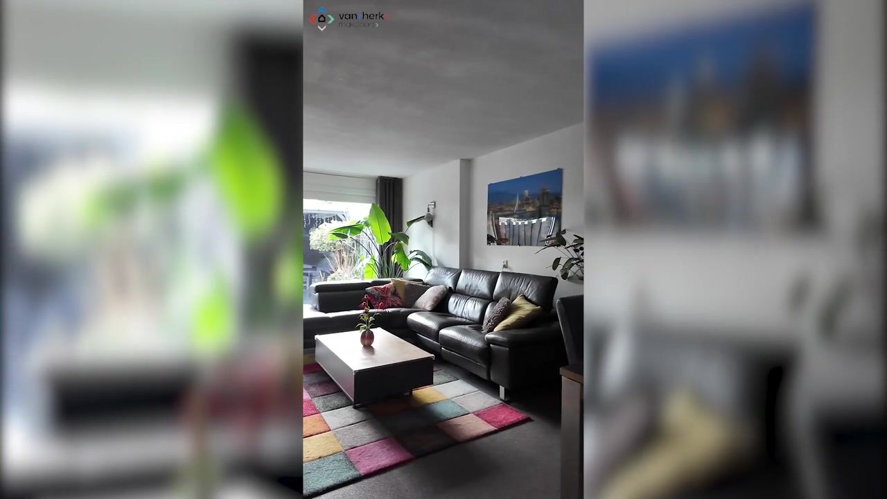 Video of Adrienne Solserpad 8