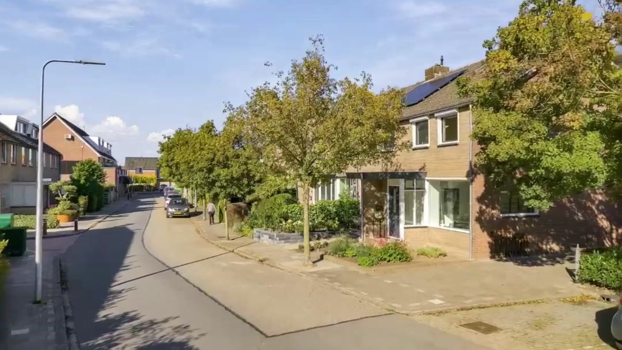 Video van Esdoornstraat 15
