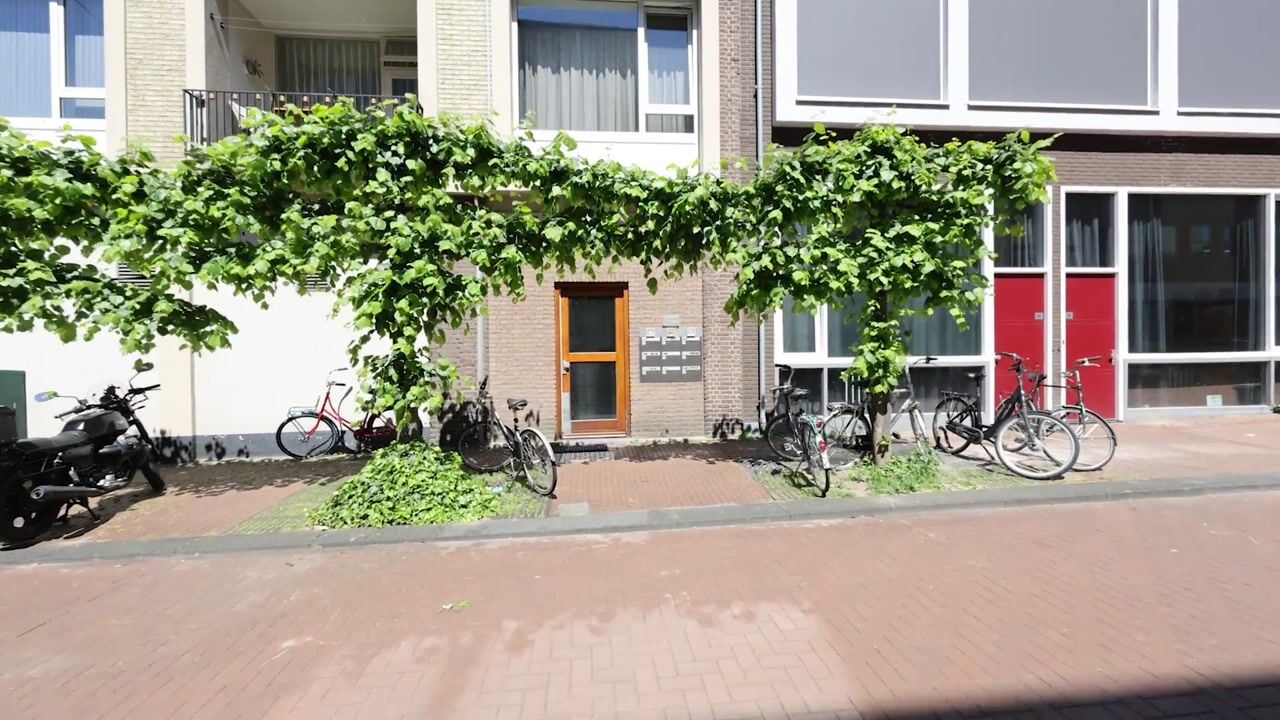 Video van Raadhuisstraat 18