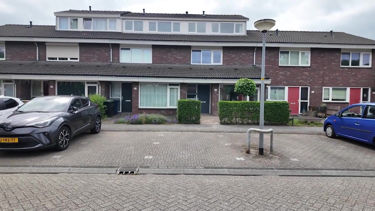 Video van Max Ernststraat 64