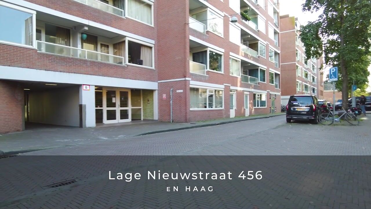 View video of Lage Nieuwstraat 456