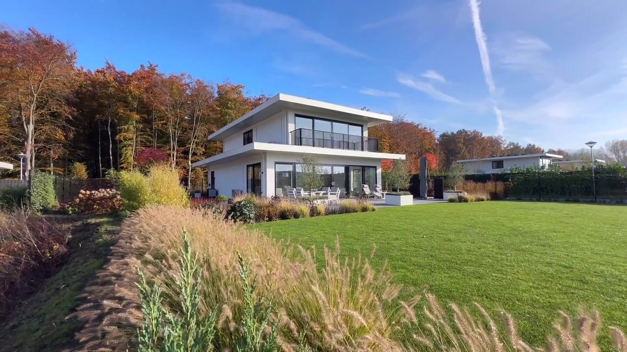 Video van Pluvierenweg 9-566