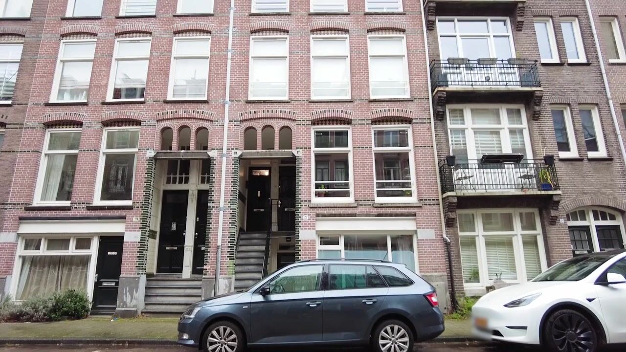 Bekijk video van Van Ostadestraat 21-3V