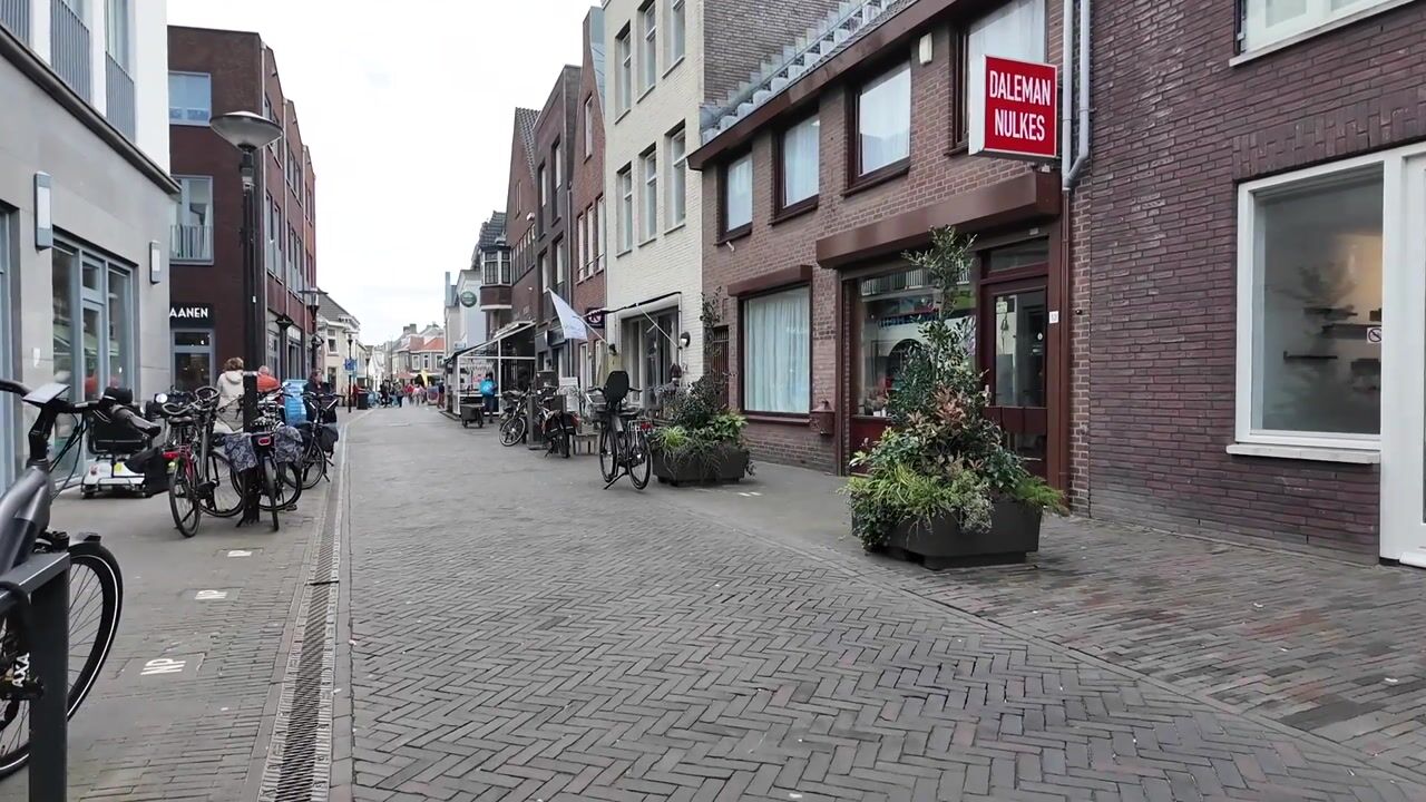 View video of Zeestraat 13