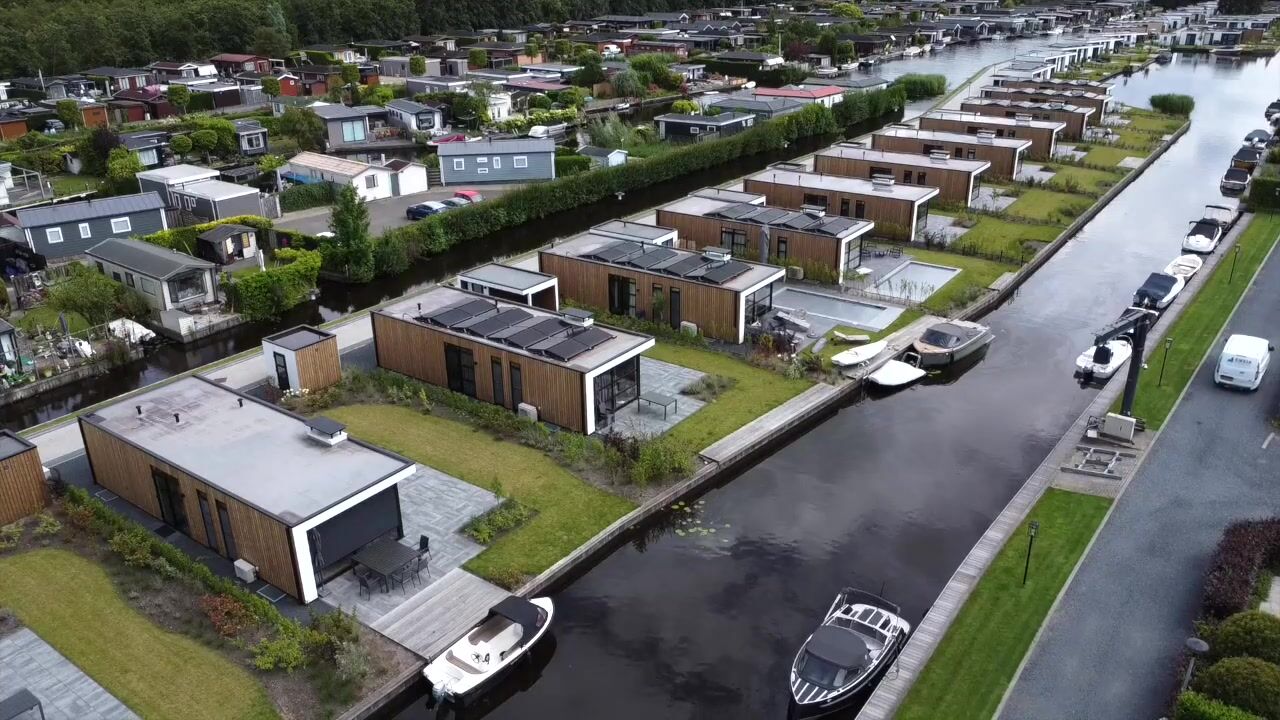 Video van Nieuw-Loosdrechtsedijk 215-CH007