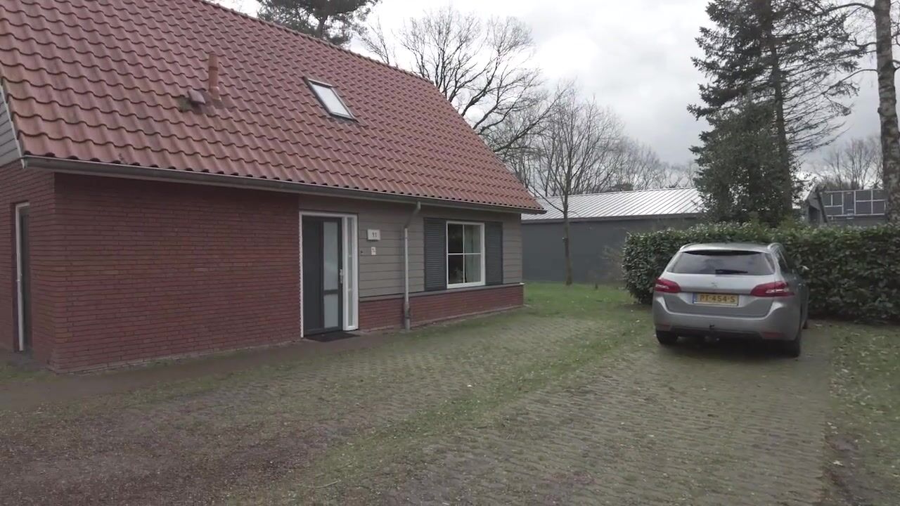 Bekijk video van Raaijweg 25-11