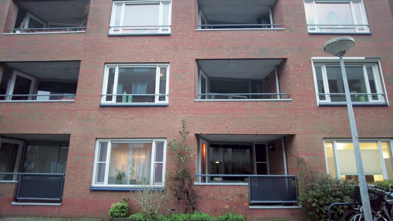 Video van De Wittenkade 239