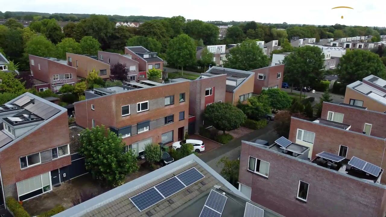 Video of Pauline de Haan erf 6