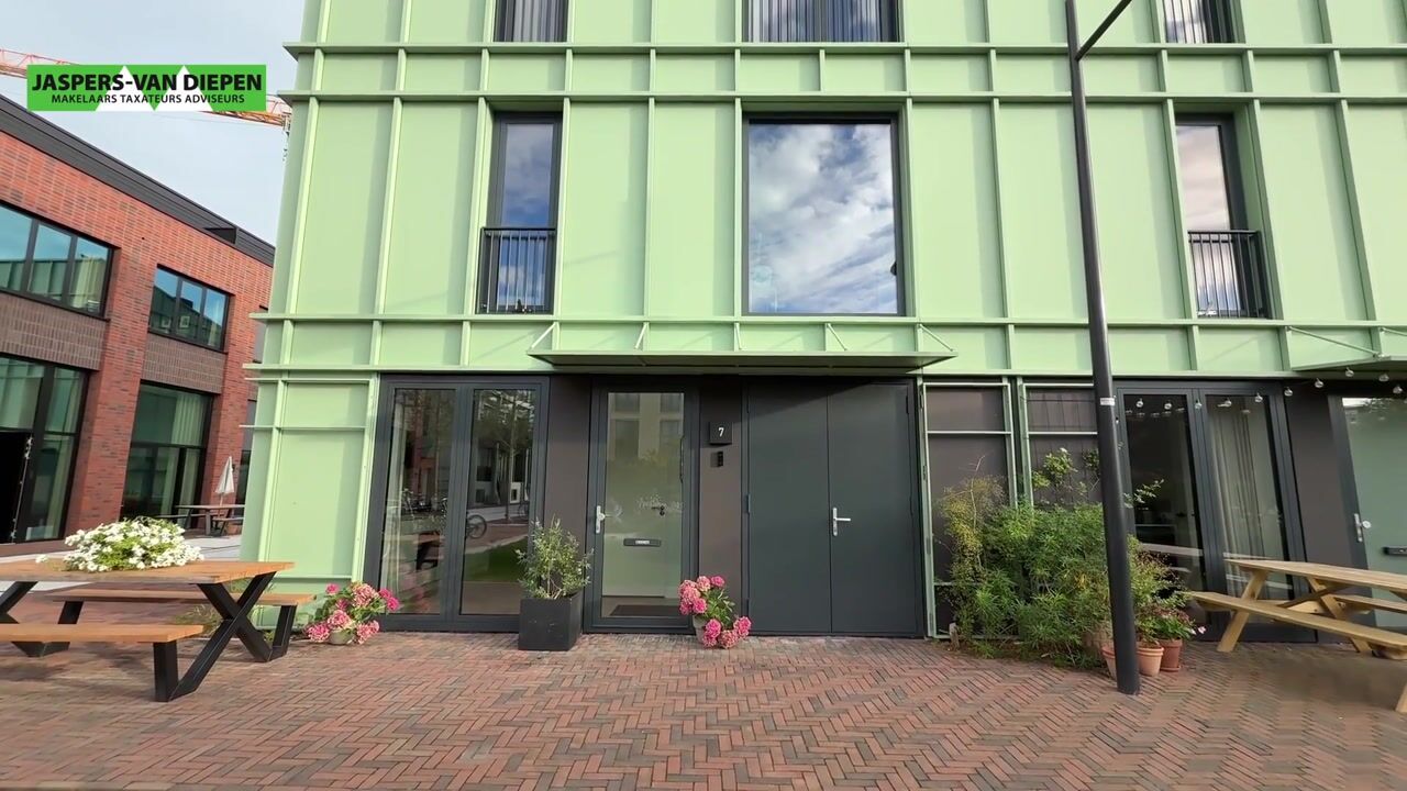 Video of Herman Lansdaalhof 7