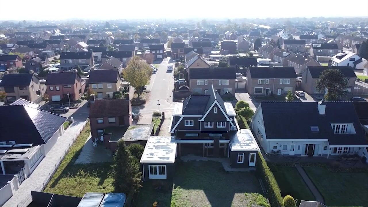 Bekijk video van Rozenkransstraat 100