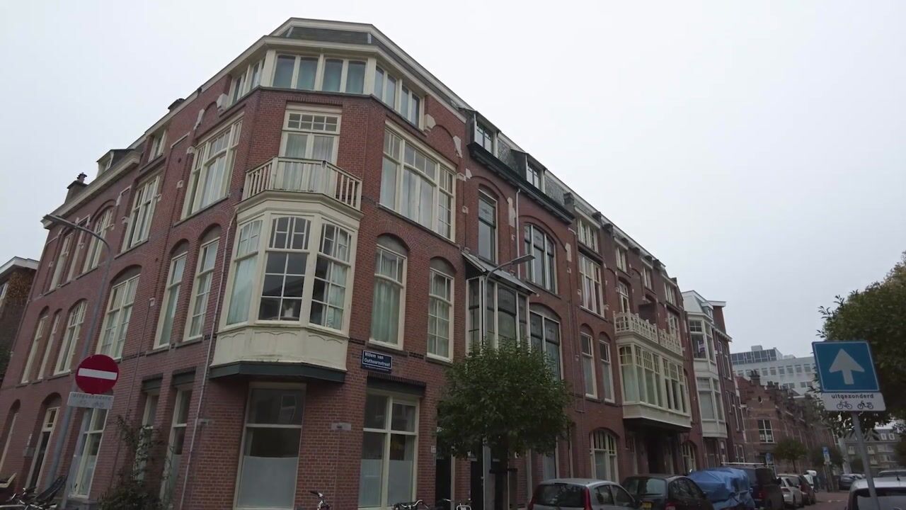 Bekijk video van Willem van Outhoornstraat 35-B