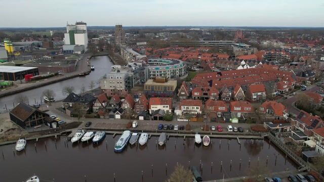 Bekijk video van Hendrik Living