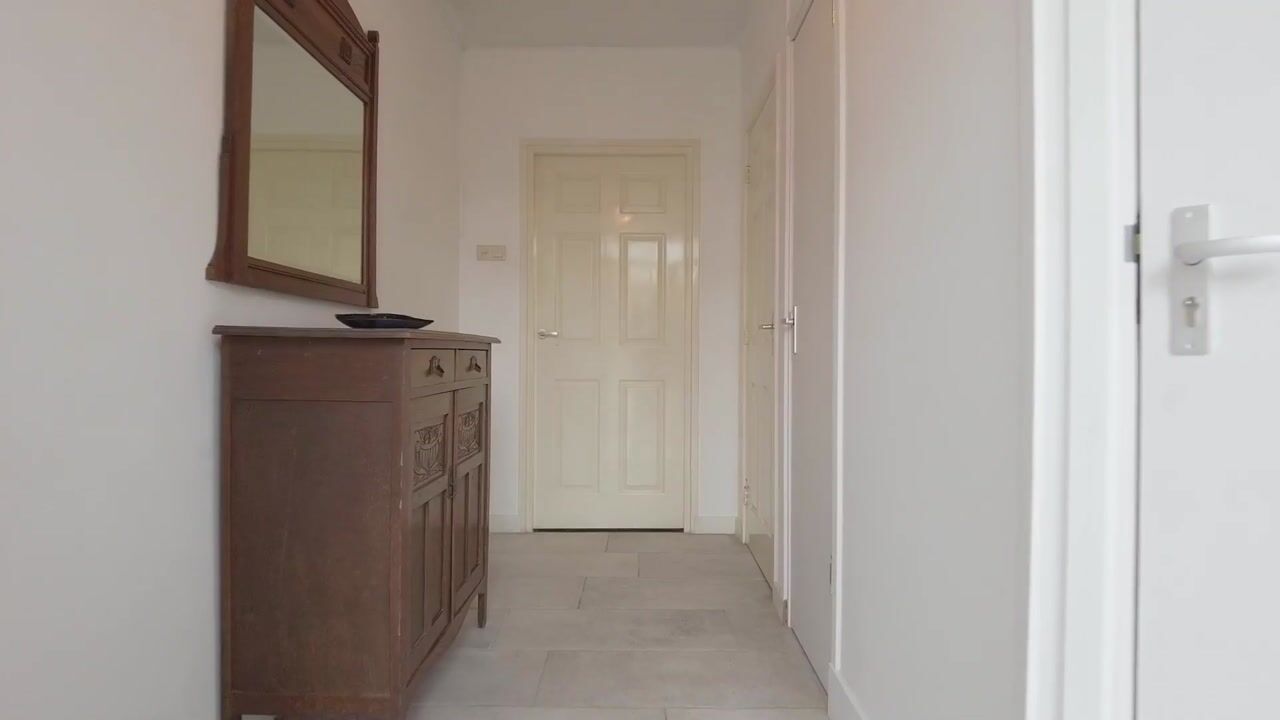 Video van Adelaar 51