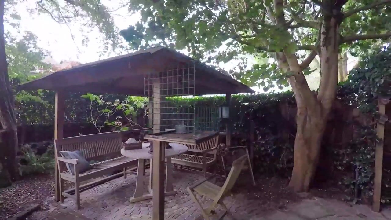 Video van Bermweg 25