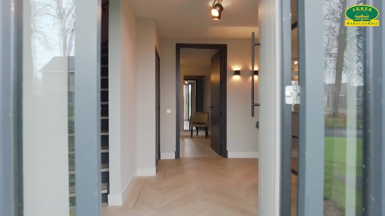 Bekijk video van Van Coothstraat 12