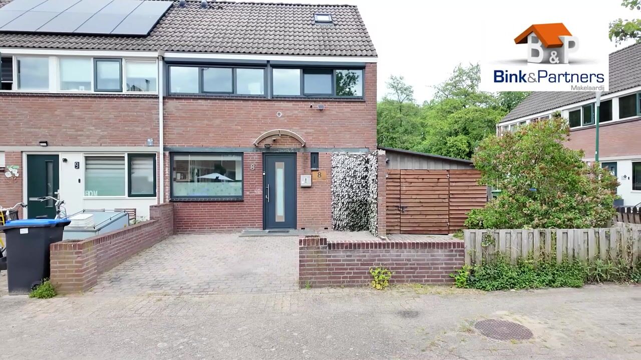 Video van Kamelenspoor 8