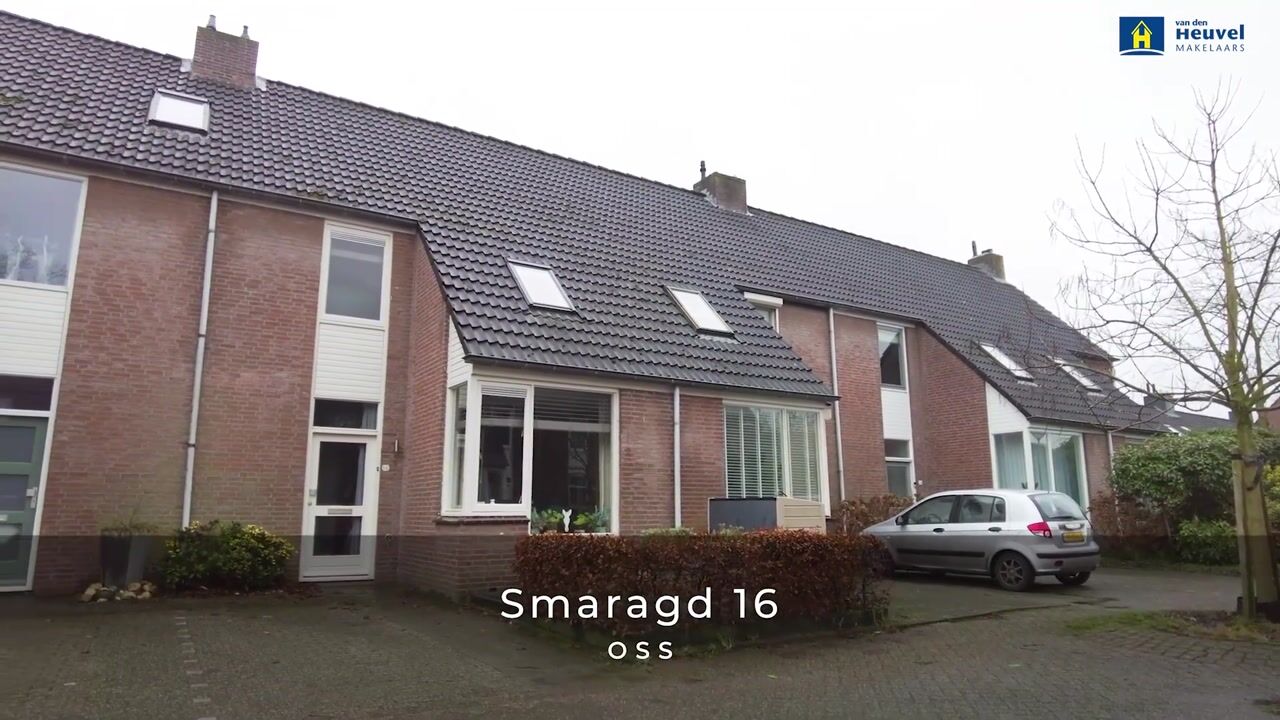 Bekijk video van Smaragd 16