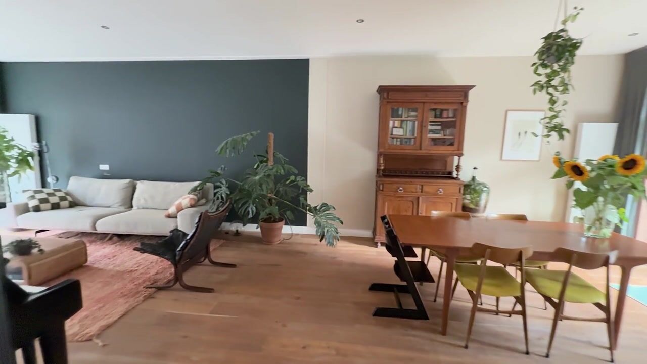 Video van Admiraal De Ruijterweg 131-H