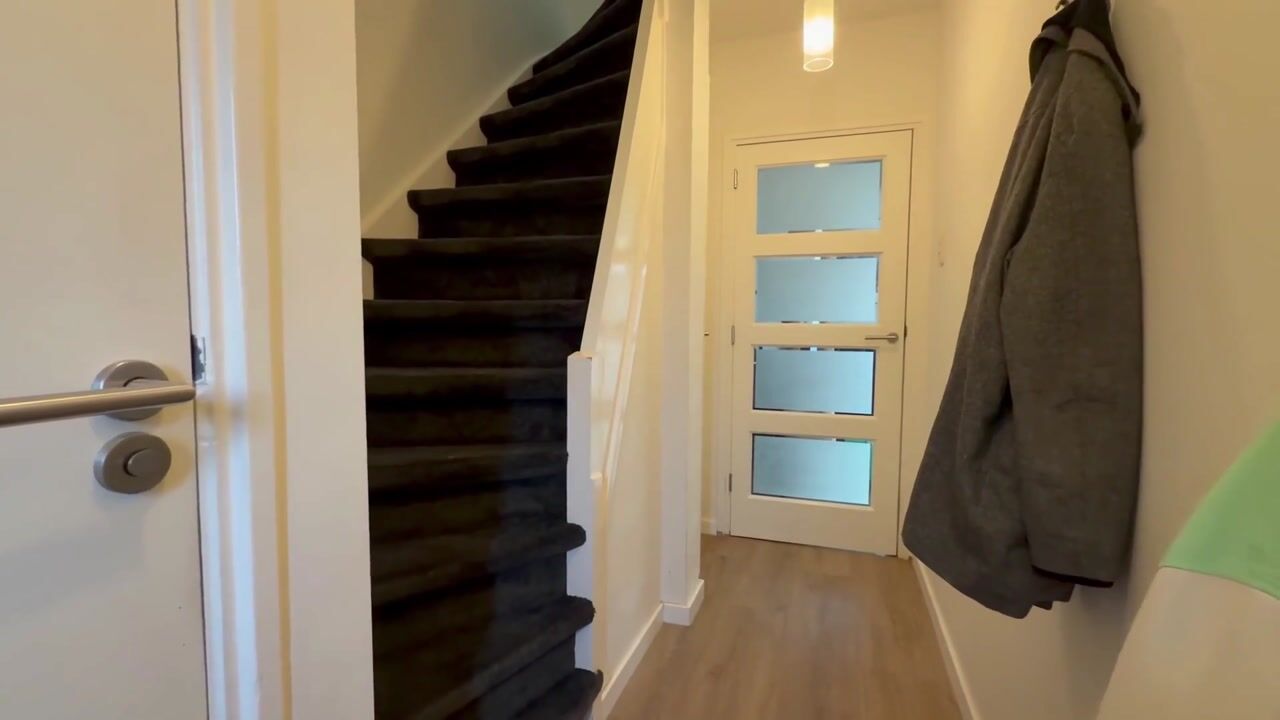 Video van Van Karnebeekstraat 12